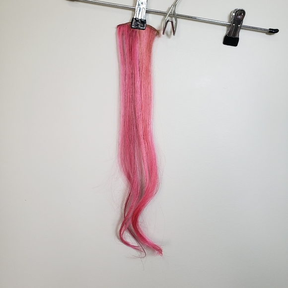Euronext Pink Clip-In Human Hair Extensions - Picture 6 of 10